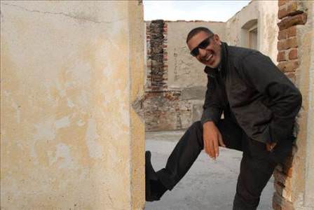 Cem Özer'i seviyor muyuz?