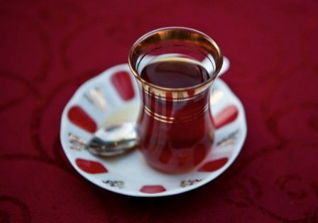 Sıcak çay ömrü uzatıyor!