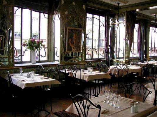 Paris’te düğün yapmak zor mu?