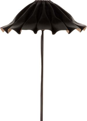 Özenle hazırlanan sofralar