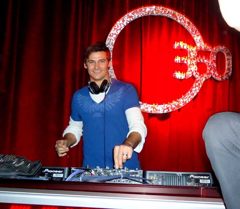 Boy George İstanbul'u salladı!