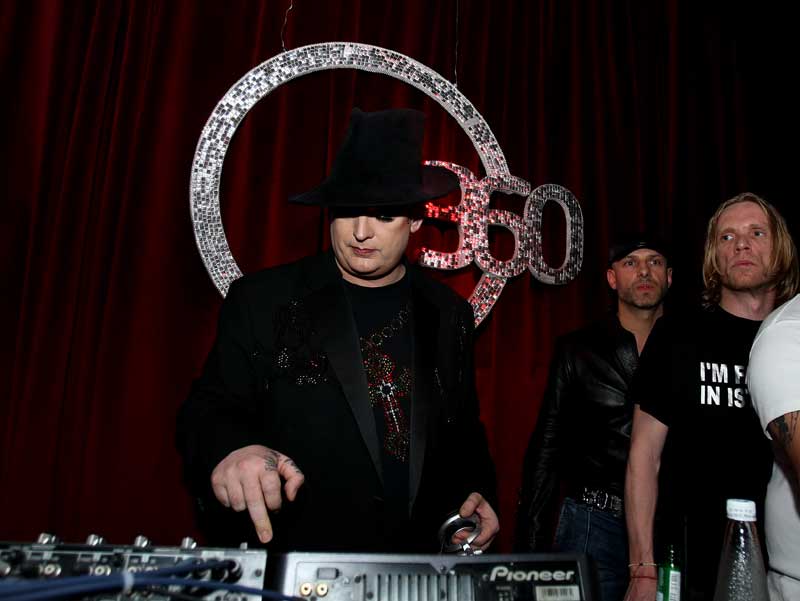 Boy George İstanbul'u salladı!