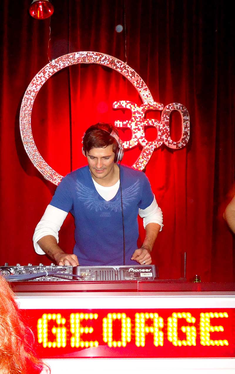 Boy George İstanbul'u salladı!