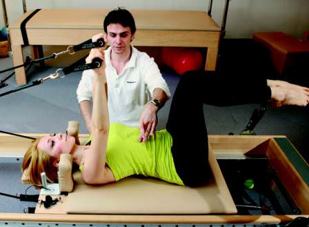 Uzmanlar eşliğinde pilates, yoga ve reiki