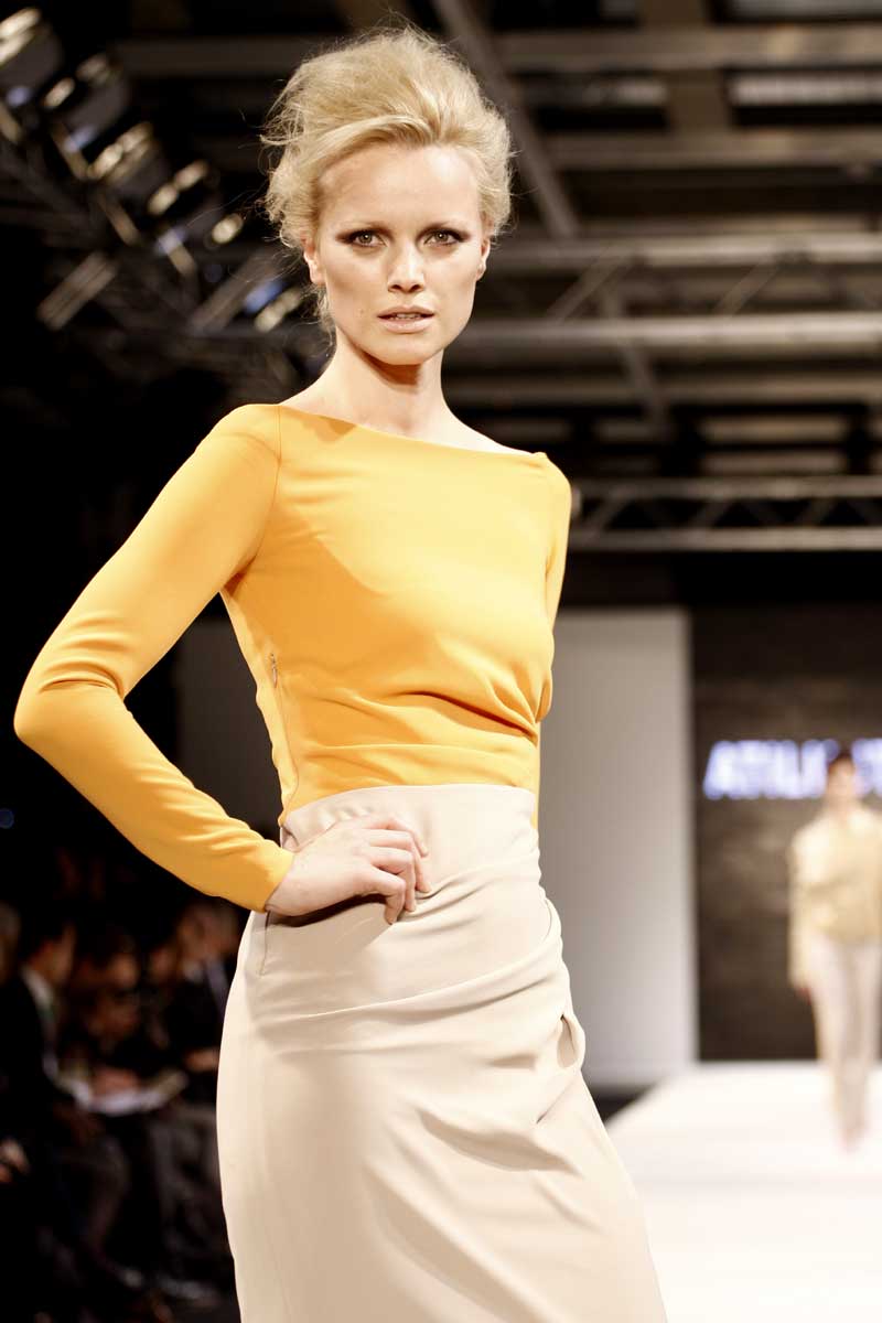 Atıl Kutoğlu 2011-2012 İstanbul Fashion Week defile
