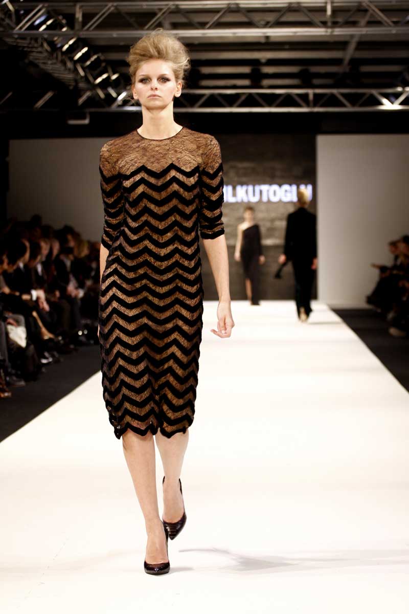 Atıl Kutoğlu 2011-2012 İstanbul Fashion Week defile