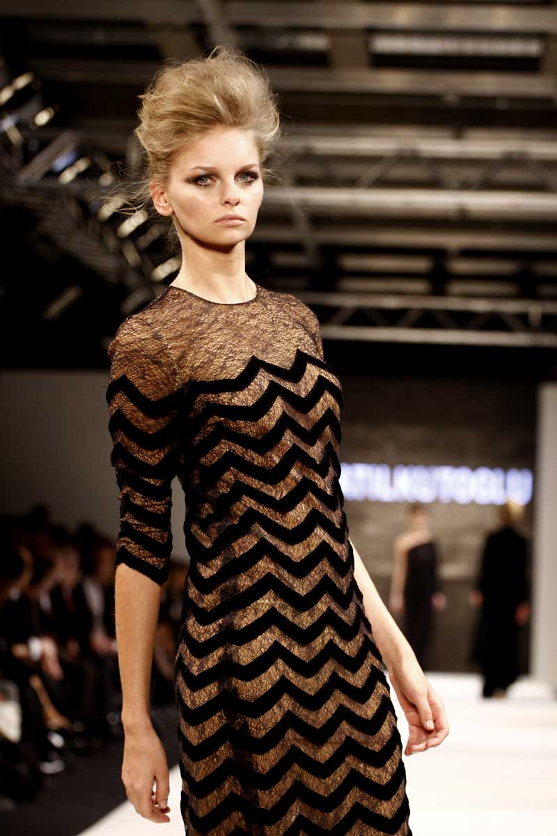 Atıl Kutoğlu 2011-2012 İstanbul Fashion Week defile
