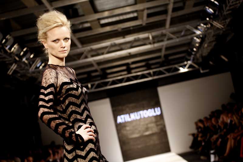 Atıl Kutoğlu 2011-2012 İstanbul Fashion Week defile