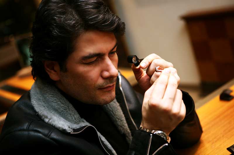 Vatan Şaşmaz'la Sevgililer Günü'ne hazırlandık