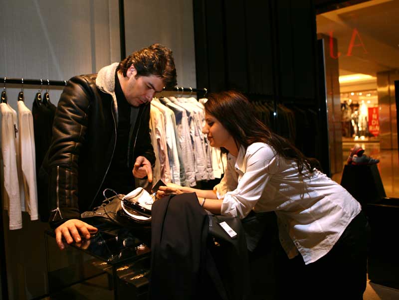 Vatan Şaşmaz'la Sevgililer Günü'ne hazırlandık