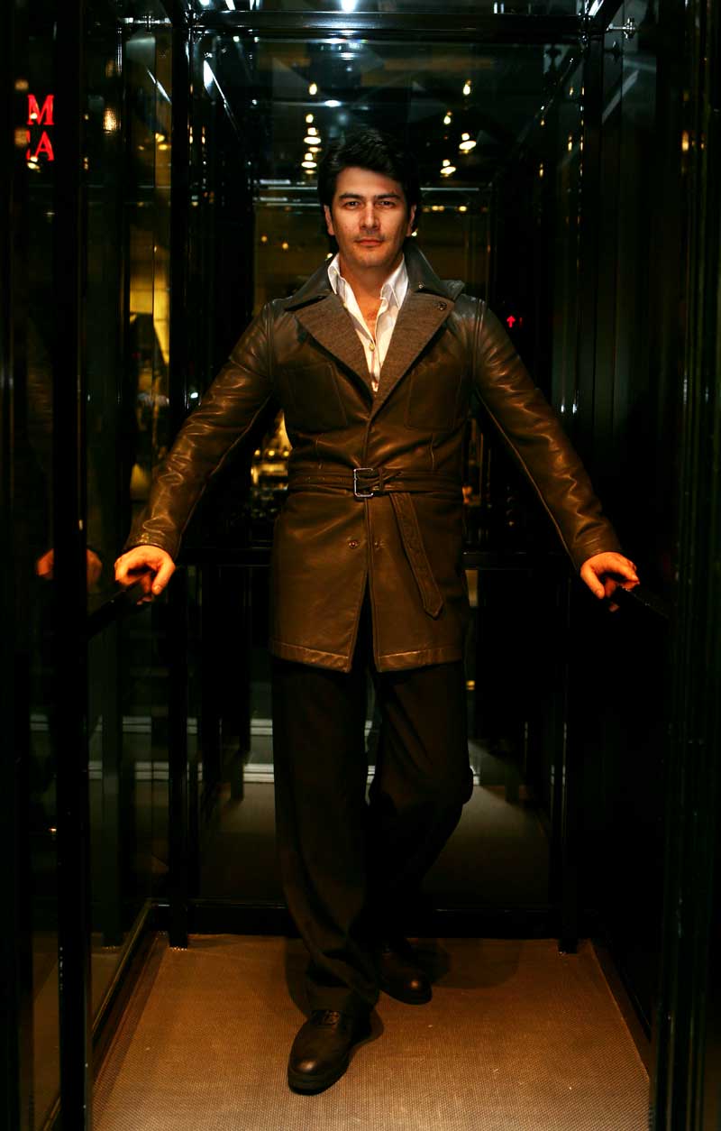 Vatan Şaşmaz'la Sevgililer Günü'ne hazırlandık