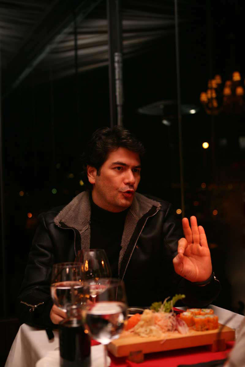 Vatan Şaşmaz'la Sevgililer Günü'ne hazırlandık