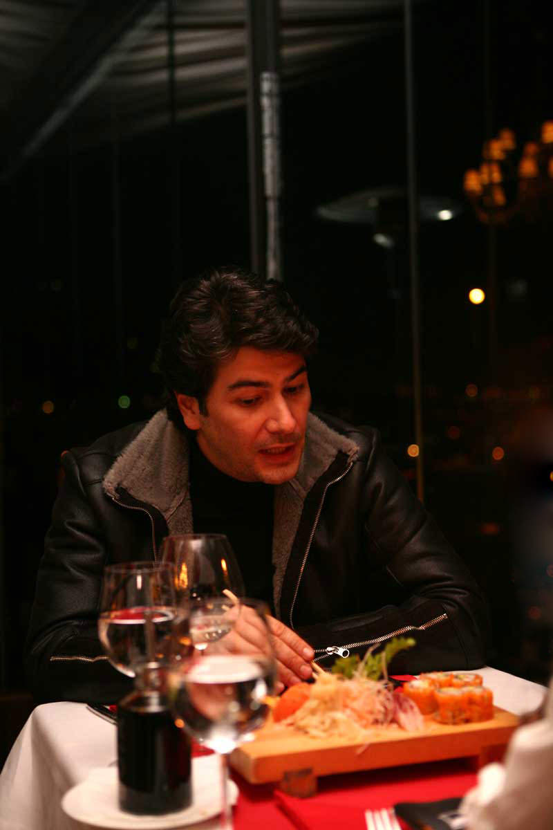 Vatan Şaşmaz'la Sevgililer Günü'ne hazırlandık