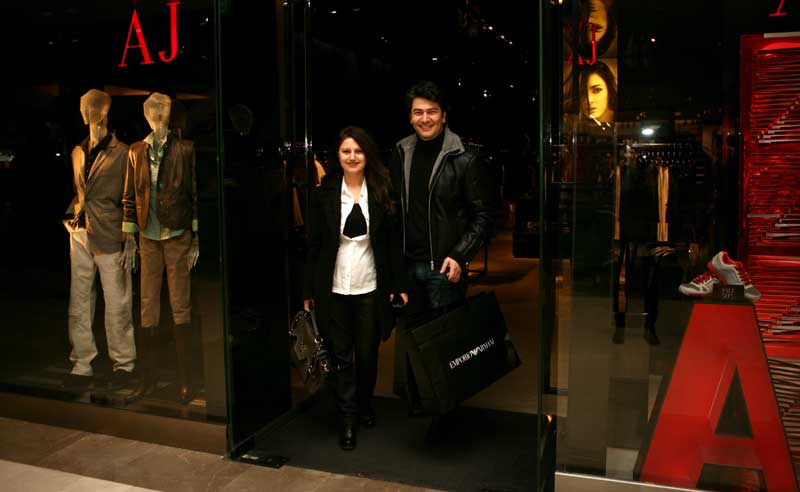 Vatan Şaşmaz'la Sevgililer Günü'ne hazırlandık