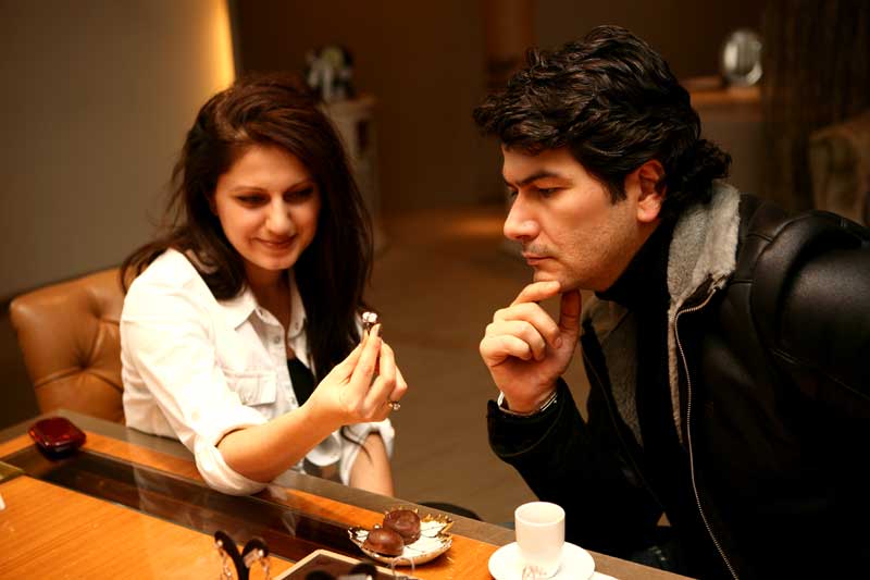 Vatan Şaşmaz'la Sevgililer Günü'ne hazırlandık