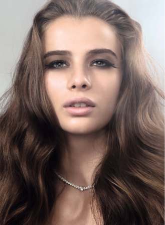 Porselen bebek makyajı