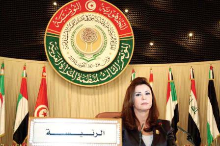 Diktatörlerin kadınları