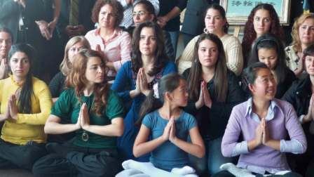 Çin'in yasakladığı meditasyon Türkiye'de