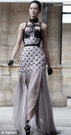 Prenses Kate hangi gelinliği giyecek?