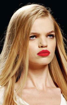 Kırmızı ruj kullanma kuralları