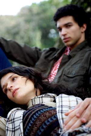 İki erkek arasında kalmak...