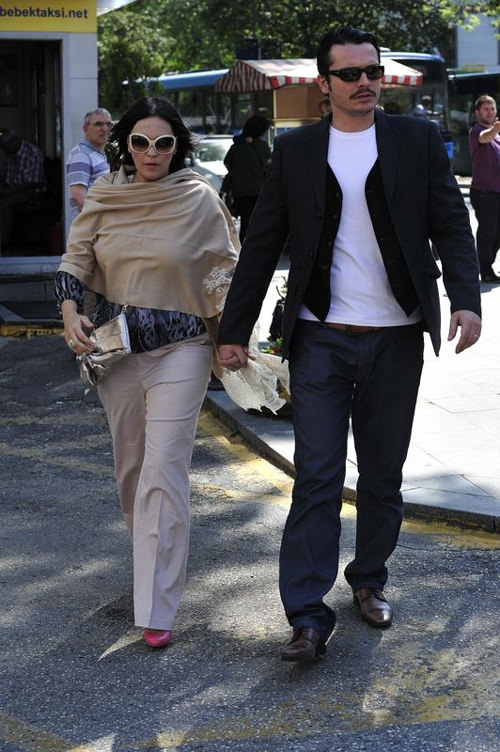 Salkım'ın kızı Ada...