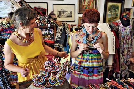 Sokak sokak Alaçatı...