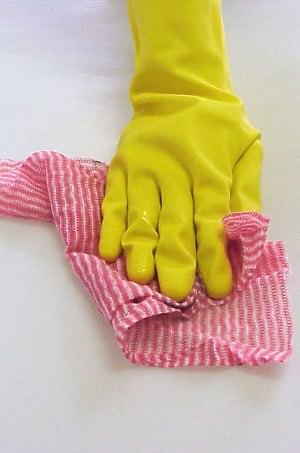 Günde bir saat temizlik takıntı demek