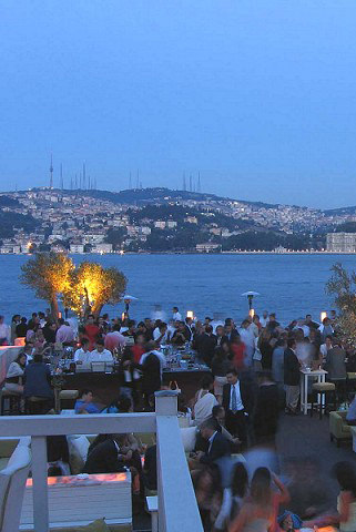İstanbul'un tekneyle gidilebilen mekanları