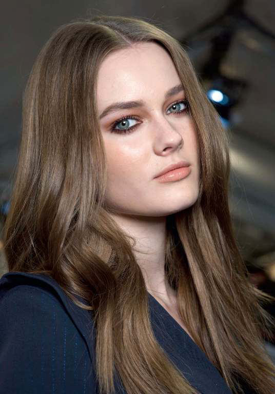 Işıltılı saçlara sahip yıldızların sırrı ne?