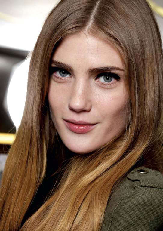 Işıltılı saçlara sahip yıldızların sırrı ne?