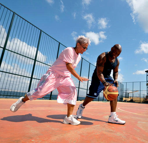 Kıvanç Tatlıtuğ'un kaslarının mucidleri
