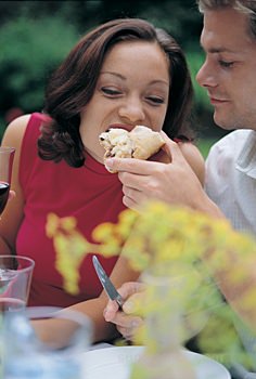 Erkek arkadaşınızın hoşuna gidecek 50 hareket!