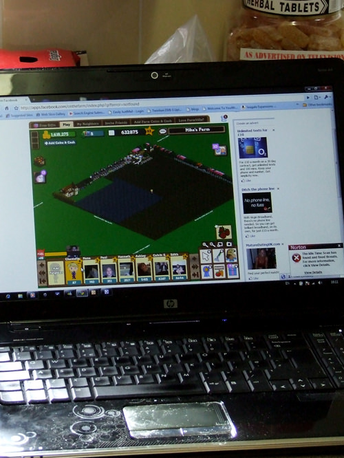 Facebook hakkında bilinmeyenler