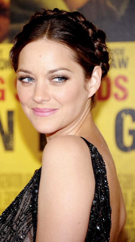 Partinin en seksi kadını siz olun