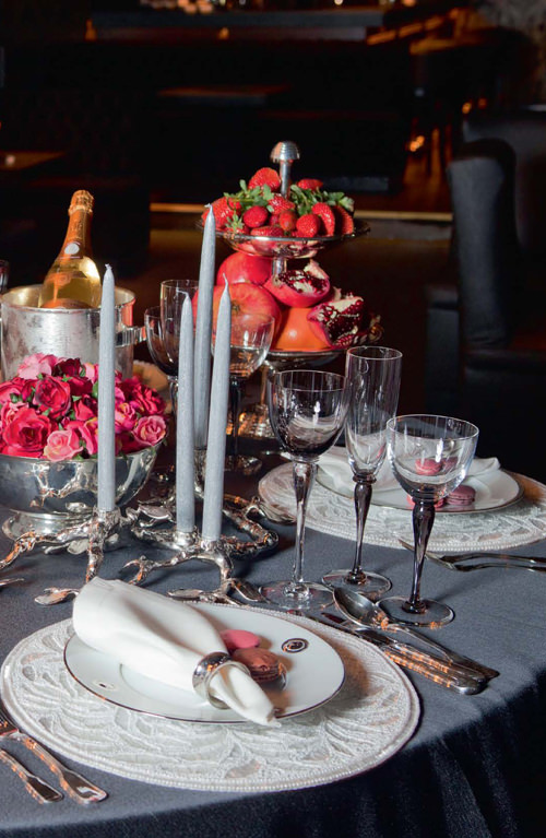 Ünlü isimlerle yılbaşı sofrası