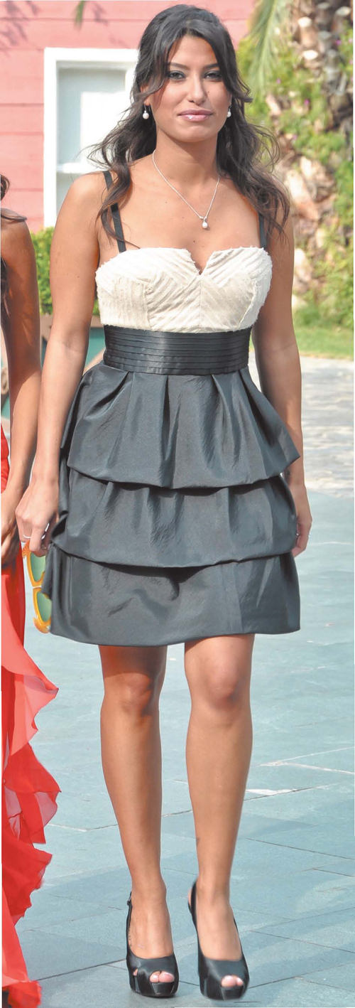 Ünlü isimlerin yeni yıl dilekleri