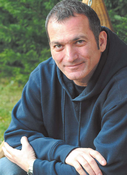 Ünlü isimlerin yeni yıl dilekleri