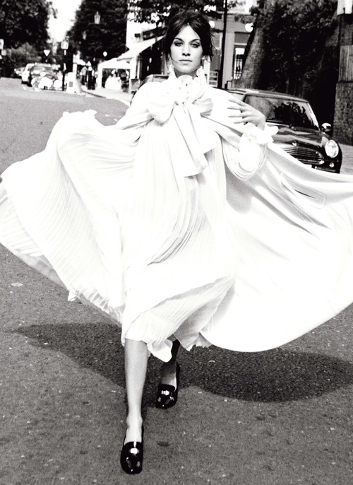 Stil ikonu Alexa Chung