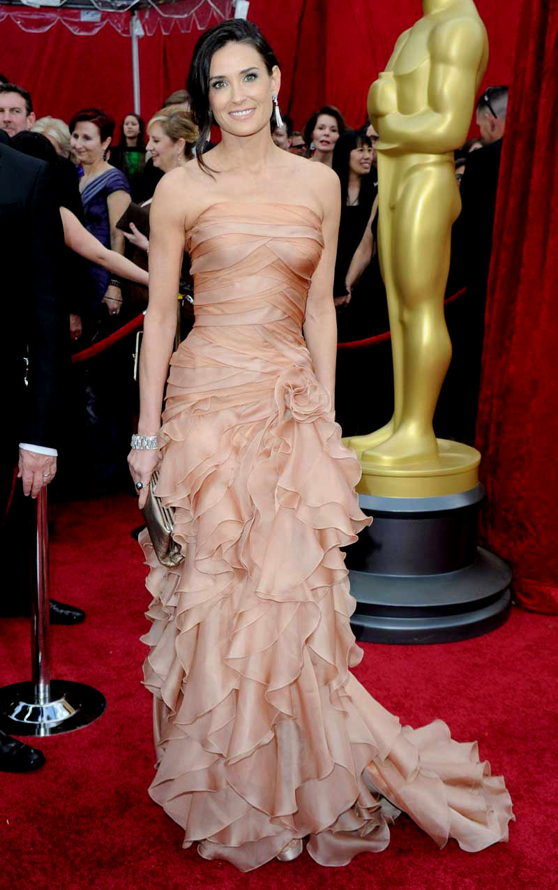 En iyi kırmızı halı pozu kimin?