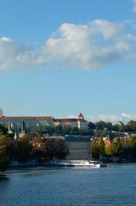Aşk kokan şehirlere romantik kaçamaklar