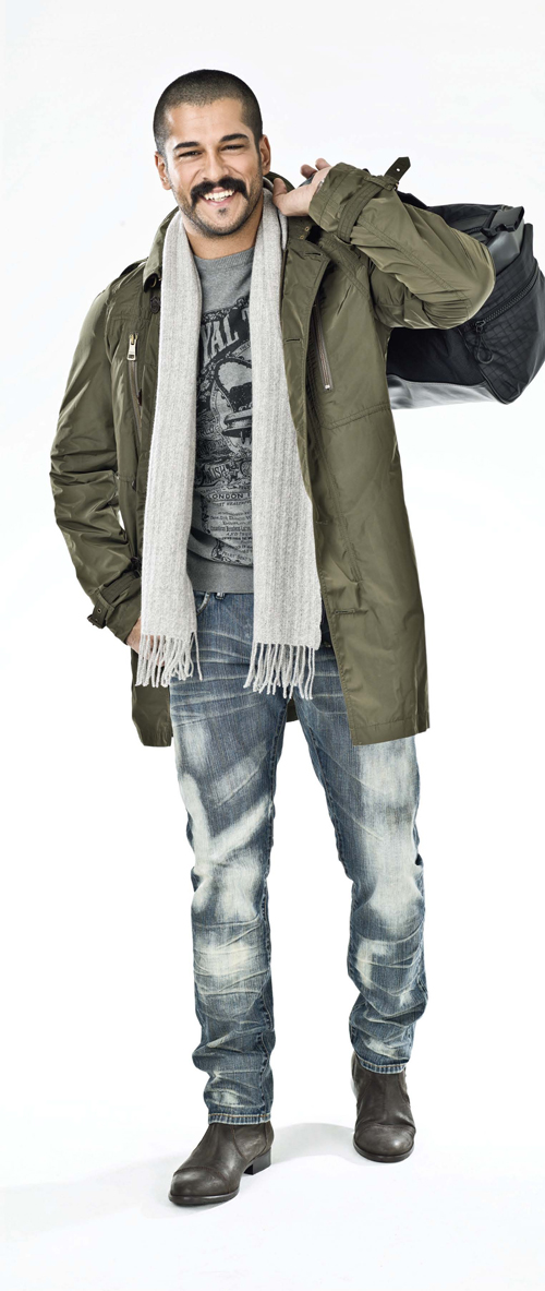 Gözleriyle konuşuyor: Burak Özçivit