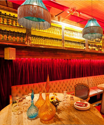 Doğu ile batının dansı: Beyrouth Cafe Club