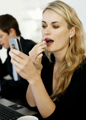 Çalışan anne nasıl giyinmeli?