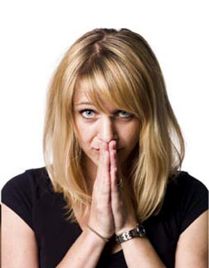 Karşınızdaki kişinin yalan söylediğini nasıl anlarsınız