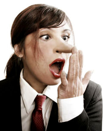 Karşınızdaki kişinin yalan söylediğini nasıl anlarsınız