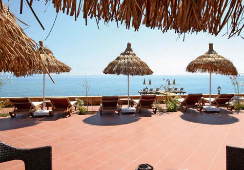 Kazdağı eteklerinde yepyeni bir otel