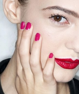 2012 İlkbahar Yaz Oje Trendleri