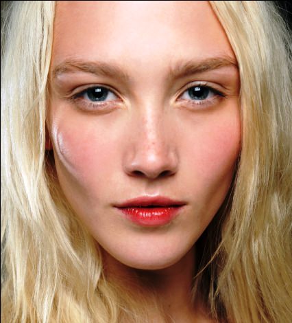 2012 İlkbahar Yaz Makyaj Modası