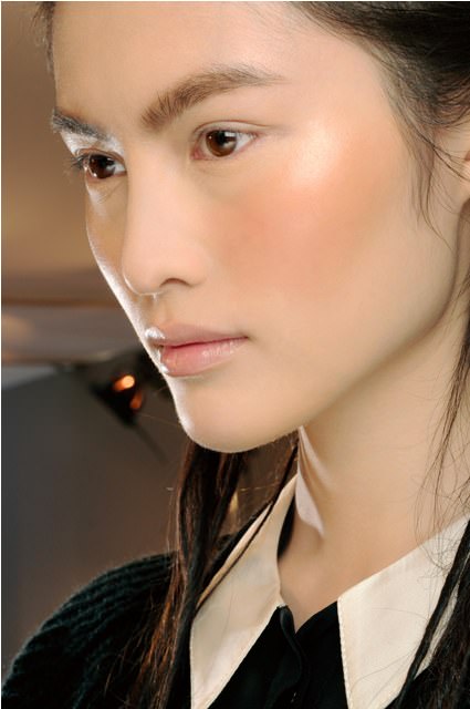 2012 İlkbahar Yaz Makyaj Modası